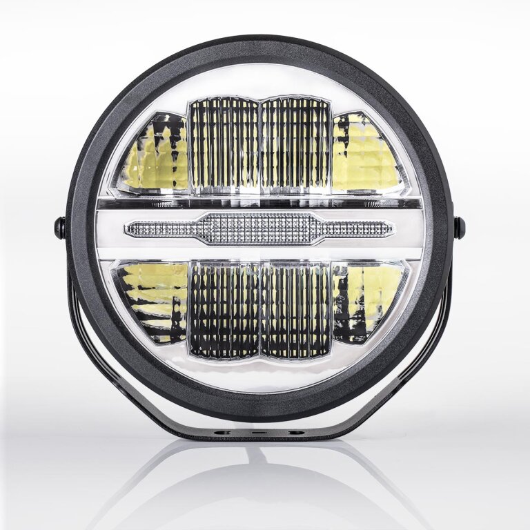Weitere LED-Revolution: Legal LED-Fahrlicht für Dein Wohnmobil ohne  Eintragung nachrüsten (LED-Retrofit)! 